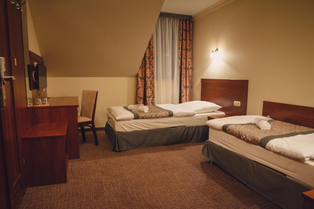 Nad Borkiem Hotell Kosarzyn  Eksteriør bilde