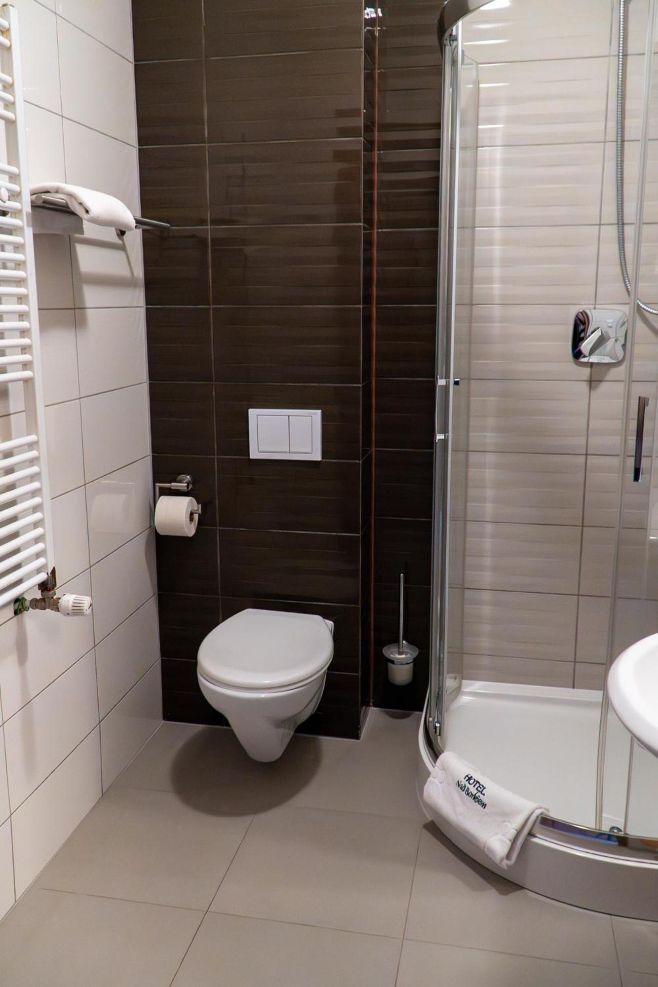 Nad Borkiem Hotell Kosarzyn  Eksteriør bilde